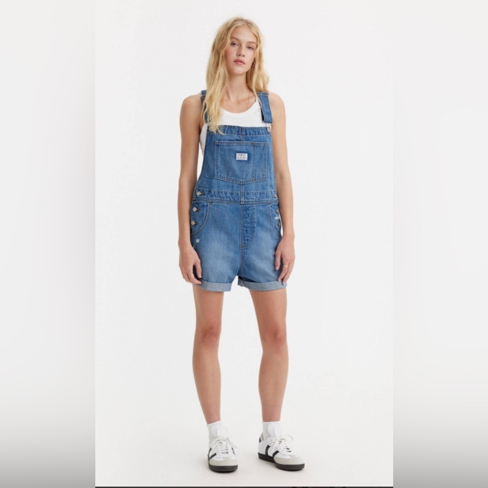 **NWT** Levi’s Vintage Denim Shortalls Overalls